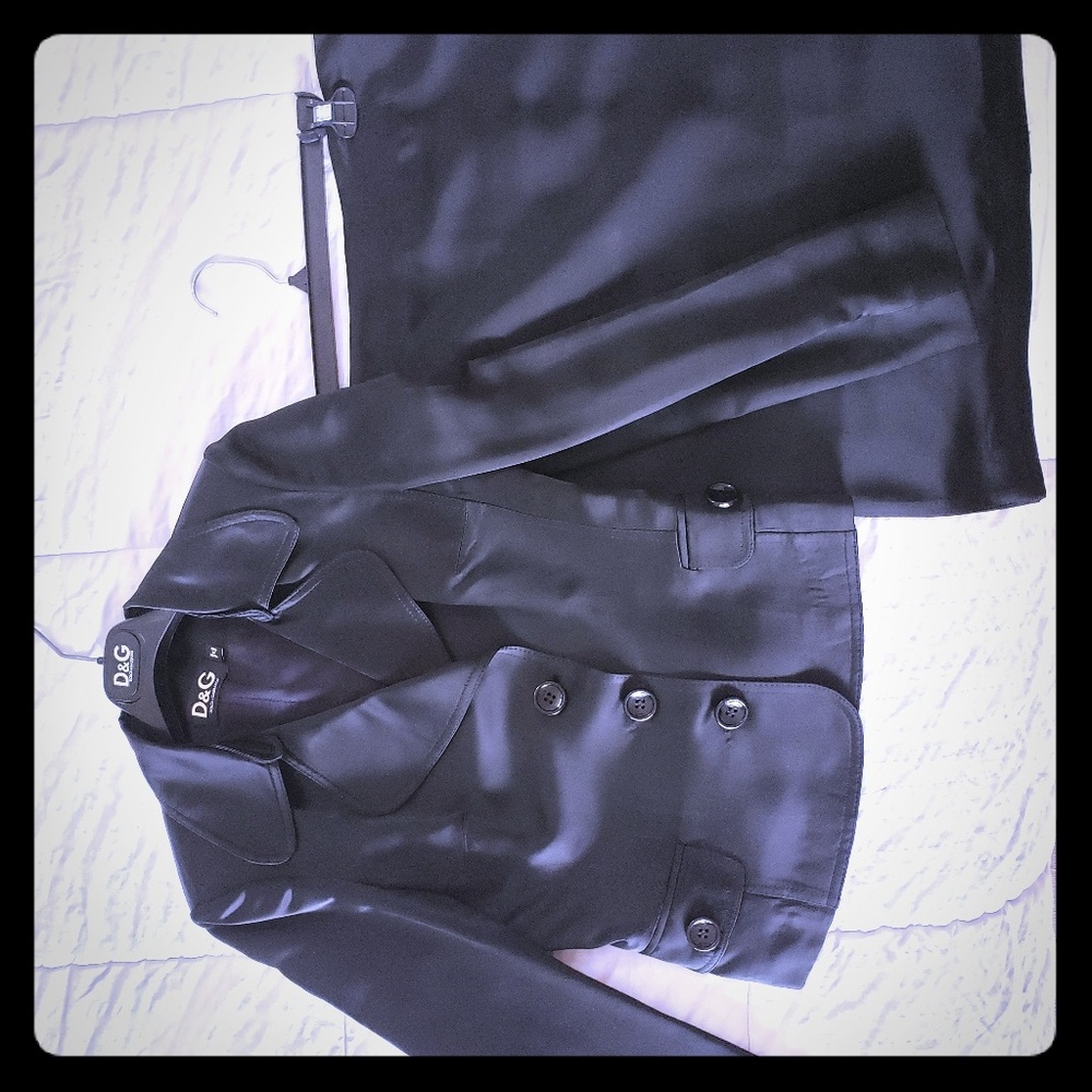D&G black skirt suit